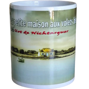 La petite maison aux volets bleus