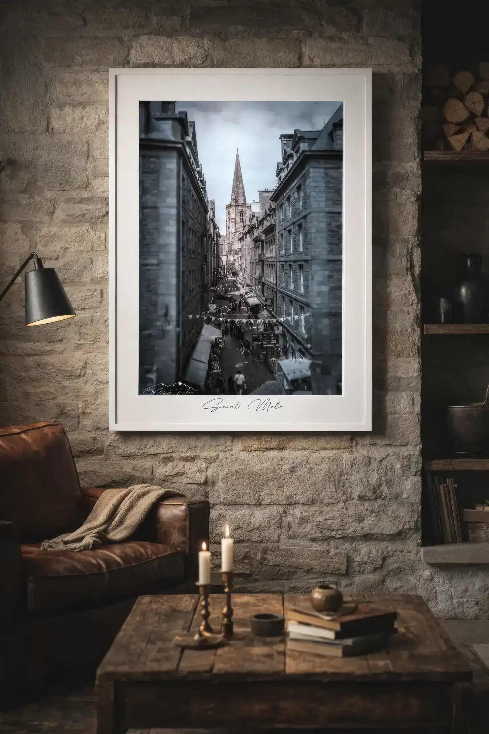 Tirage d’art – “Affiche – Centre historique de Saint‑Malo” – Photographie Fine Art – Image 3